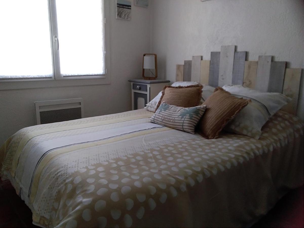Bed and Breakfast Le Petit Patio Aigues-Mortes Exterior foto
